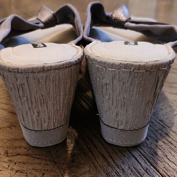 Silver wedges size 7 or 38 New only tried on - Picture 3 of 6